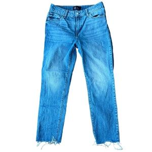 Gap Boyfriend Fit Lightwash Raw Hem Jeans